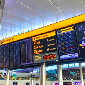 Το αεροδρόμιο Heathrow είχε μείωση 97% στην επιβατική κίνηση τον Απρίλιο