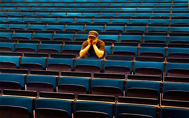 Έρευνα | Γιατί οι νέοι μένουν με τους γονείς τους