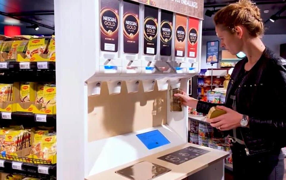 Η Nestle με νέα σειρά προιόντων αλλά και αυτόματο πωλητή καφέ