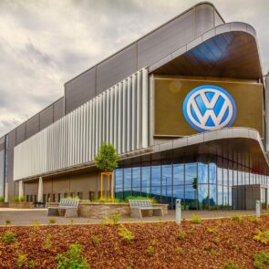 Η Volkswagen θα πρέπει να πληρώσει αποζημιώσεις για το σκάνδαλο dieselgate