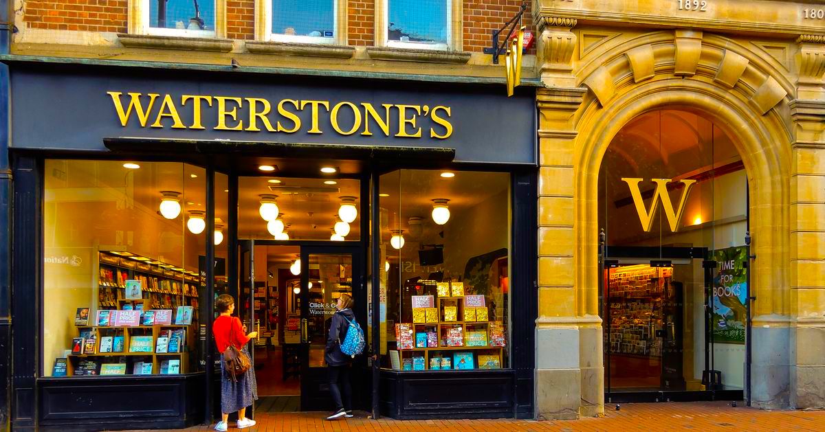 Waterstones |  Ακουμπάς το βιβλίο και δεν το αγοράζεις; Μπαίνει σε καραντίνα