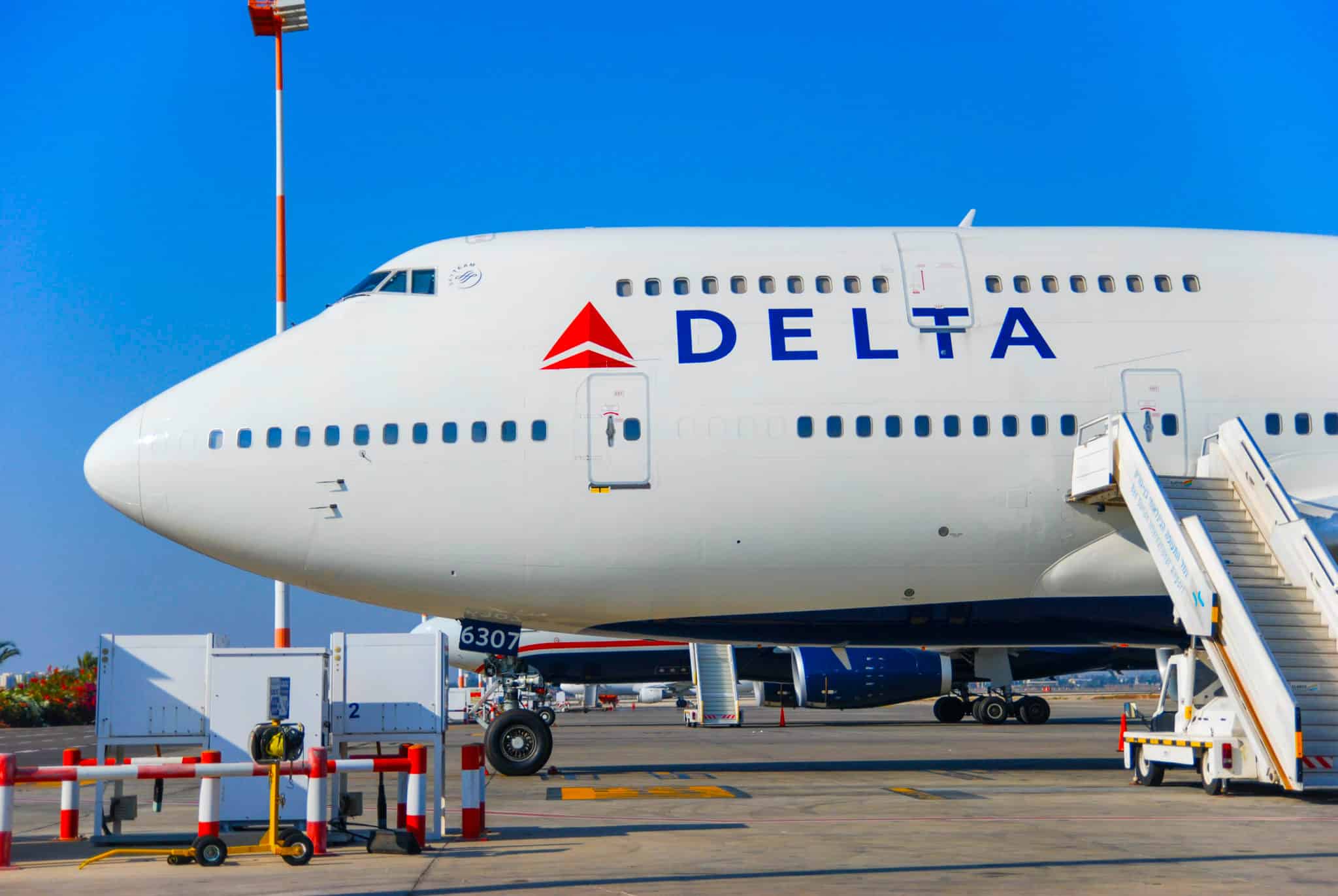 Delta Airlines | Θα αντλήσει  χρηματοδότηση $9 δισ.
