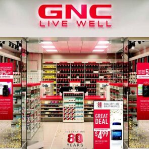 Η GNC υπέβαλε αίτημα χρεωκοπίας – Βάζει «λουκέτο» σε 1.200 καταστήματα