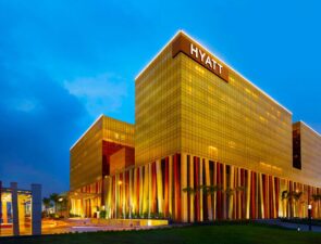 Η Hyatt Hotels επεκτείνει την πολιτική ακυρώσεών της μέχρι τον Ιούλιο του 2021