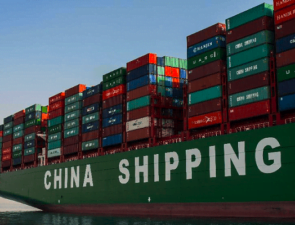 Μήπως έρχεται το τέλος του low-cost shipping από την Κίνα;
