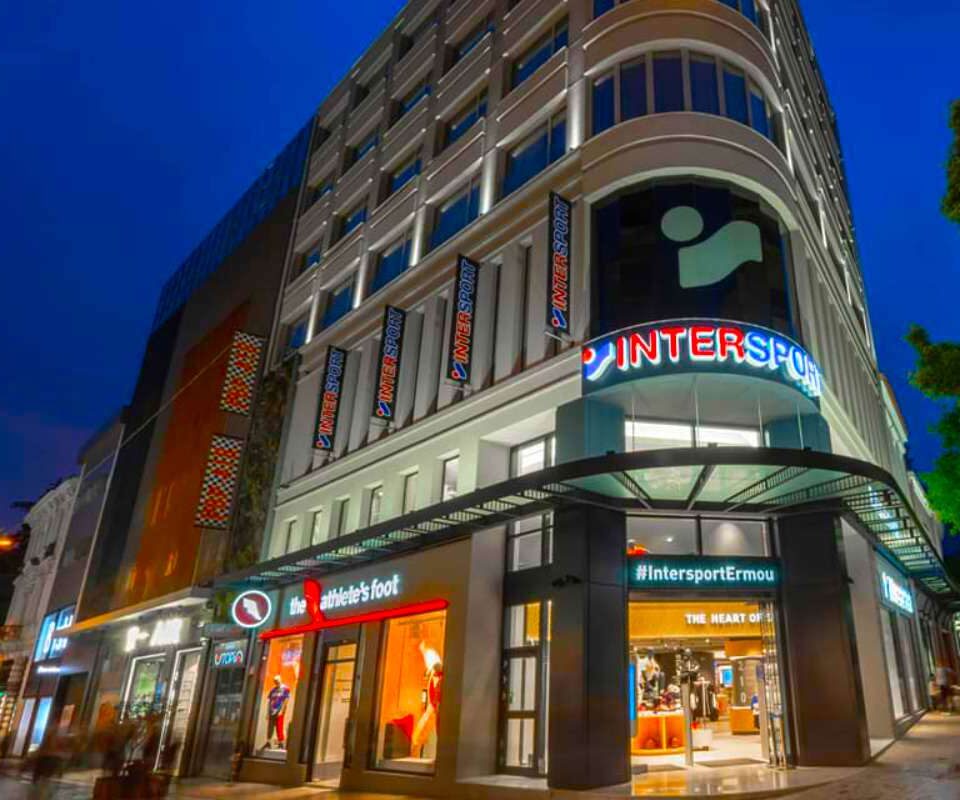 Η Intersport με το νέο της flagship κατάστημα στο κέντρο της Αθήνας