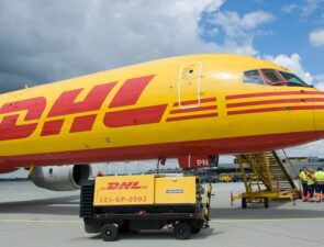 Η DHL Express μεγαλώνει το στόλο της με φορτηγά αεροσκάφη Boeing 767-300