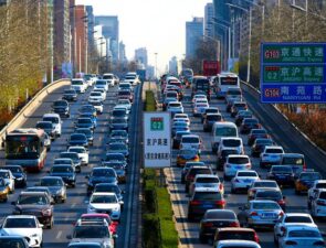 Αυξήθηκαν 11,6% οι πωλήσεις αυτοκινήτων στην Κίνα τον Ιούνιο