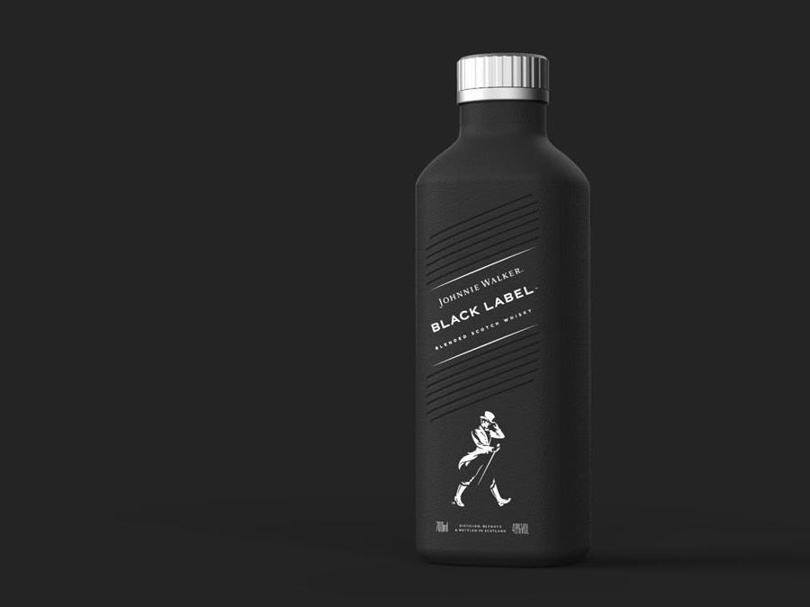 Το νέο μπουκάλι ουίσκι του Johnnie Walker είναι κατασκευασμένο από χαρτί