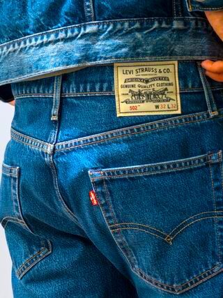 Τα νέα Levi&#8217;s θα είναι πλέον από παλιά ανακυκλωμένα Levi&#8217;s κατά ένα μέρος