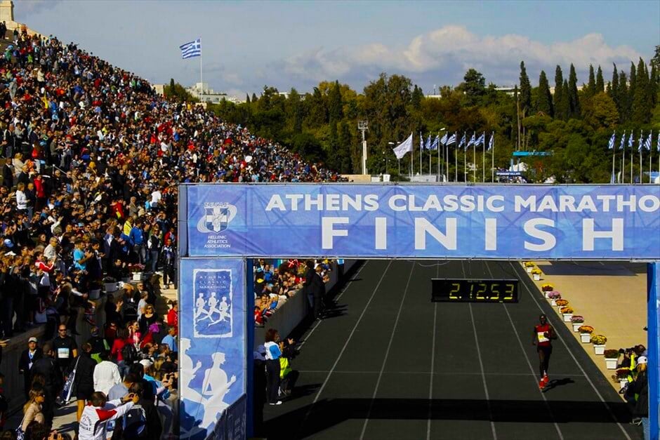 Πως μπορούν να επιστρέψουν οι θεατές πίσω στα γήπεδα με ασφάλεια