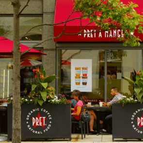 Η Pret A Manger σχεδιάζει να λανσάρει self-service μηχανήματα πώλησης καφέ