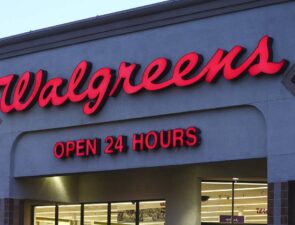 Η αλυσίδα φαρμακείων Walgreens εγκαινιάζει μίνι-ιατρικά κέντρα στα καταστήματά της