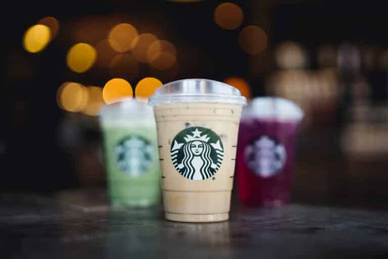 Φουλ των φυτικών προϊόντων στο μενού των Starbucks στην Ασία