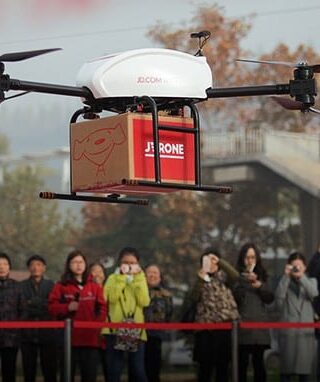 Γιατί &#8220;ανθίζει&#8221; εμπορικά η χρήση των drones στο παγκόσμιο λιανεμπόριο;