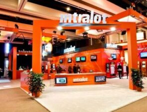 Intralot: Κάμψη εσόδων, αύξηση ζημιών για το α’ εξάμηνο του 2020