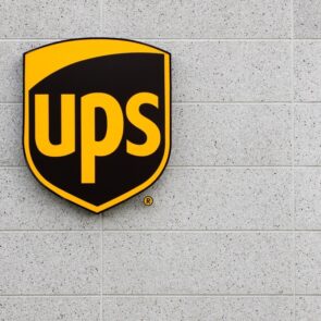 Πώς η εξαγορά της Happy Returns από την UPS αλλάζει το παιχνίδι στις επιστροφές