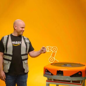 Amazon και ρομποτική δημιουργούν πλεονέκτημα στο ηλεκτρονικό εμπόριο