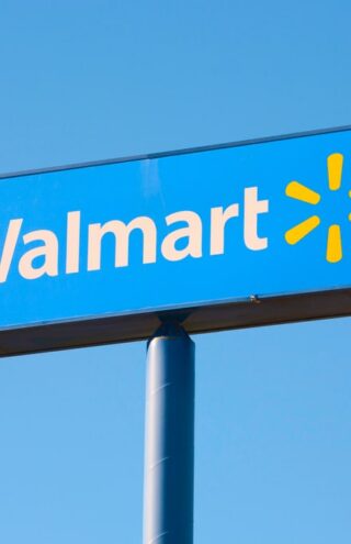H Walmart επενδύει περισσότερο στο livestream shopping