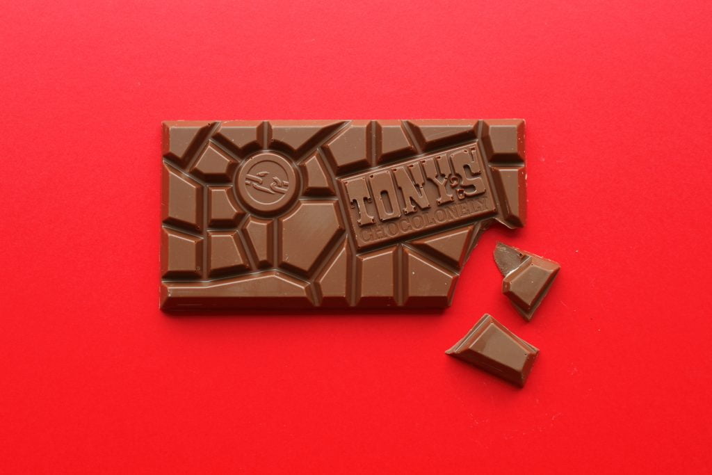 Η Tony&#8217;s Chocolonely πουλάει περισσότερη σοκολάτα