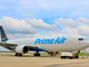 Το Amazon αγοράζει μεταχειρισμένα αεροσκάφη για να ενισχύσει τις υπηρεσίες αερομεταφορών της εταιρείας