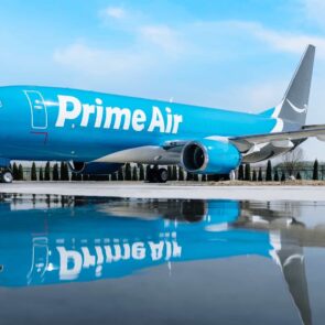 Γιατί το Amazon αγοράζει αεροσκάφη για τις υπηρεσίες μεταφορών του αντί να τα μισθώνει;