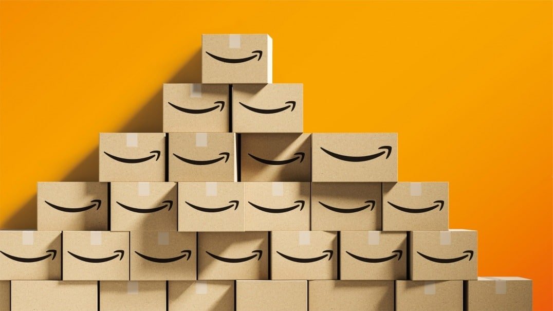 Γιατί το Amazon πληρώνει τα μέλη του Prime για να παραλάβουν τις παραγγελίες τους