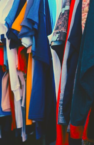 Τα brands καλούνται να φύγουν από τη Μιανμάρ, λόγω καταπάτησης ανθρωπίνων δικαιωμάτων
