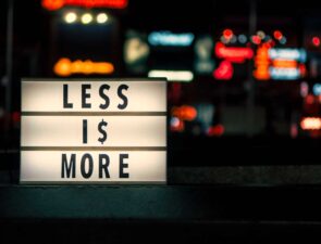 Less is more ή &#8220;άνθρακας ο θησαυρός&#8221;;