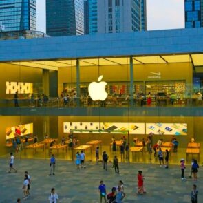 Gen Z-ers: iPhone vs Android