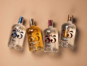 35Ν, η premium τσικουδιά που έφτιαξαν 3 φίλοι στο Ρέθυμνο