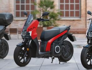 Η Autohellas Hertz εμπλουτίζει με eScooters τον ηλεκτροκίνητο στόλο της