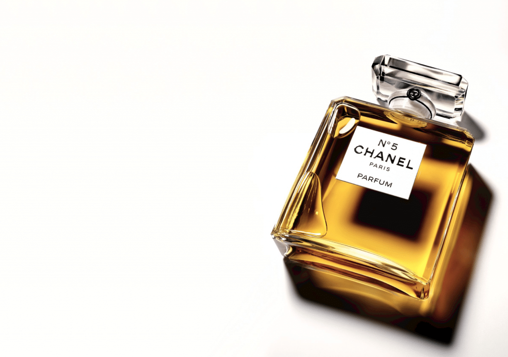 Εμφιαλωμένο νερό Chanel |  η προστιθέμενη αξία πολυτελείας