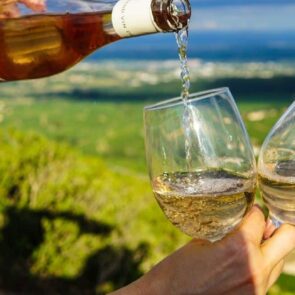 5 Chardonnay για να τιμήσεις την Παγκόσμια Ημέρα Chardonnay