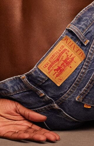 Η Levi&#8217;s εξαγοράσει το brand Beyond Yoga
