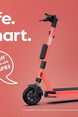 Voi | Οι μετακινήσεις με E-Scooter μπορούν να αυξήσουν τη χρήση των ΜΜΜ 