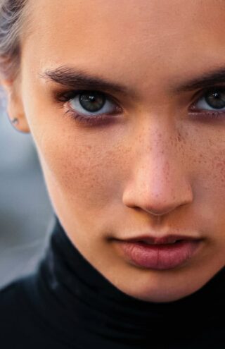 Η Maybelline διαφημίζει τη νέα της μάσκαρα αποκλειστικά σε πλατφόρμα gaming
