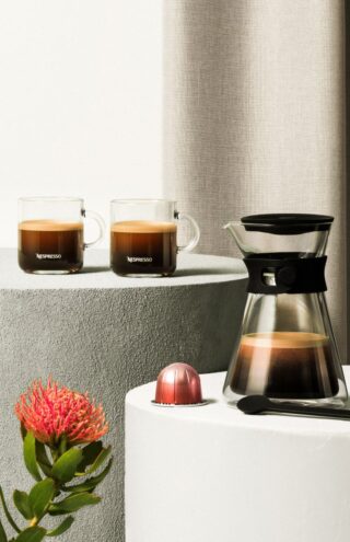 H Nespresso παρουσιάζει τη Vertuo Carafe για καφέ με την παρέα με μία μόνο κάψουλα