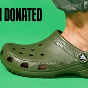 Πώς η Crocs από αντικείμενο χλευασμού βρέθηκε στο κόκκινο χαλί 