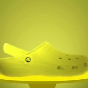 Η όμορφη συνταγή της επιτυχίας των &#8220;άσχημων&#8221; Crocs