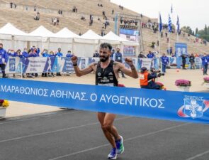 Ο Κωνσταντίνος Γκελαούζος, «Πρεσβευτής» του Arla PROTEIN, ξεπέρασε τον εαυτό του στον Αυθεντικό Μαραθώνιο της Αθήνας 2021
