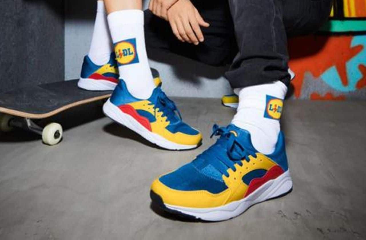 Sneakers με το logo του Lidl και πουλόβερ McDonalds: ένα αναπάντεχο fashion trend