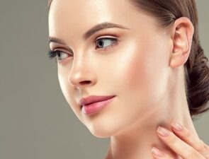 Η Dermalogica της Unilever εκπαιδεύει τους επαγγελματίες δέρματος με μια virtual ειδικό