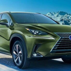 Το νέο Lexus NX προσεγγίζει μία εντελώς διαφορετική κατηγορία οδηγών