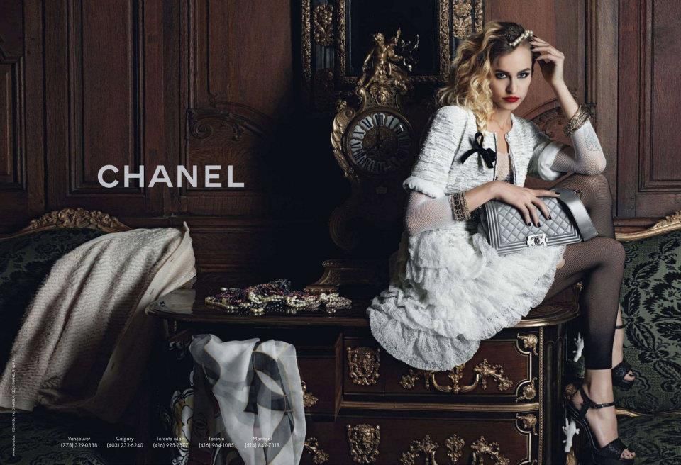 Η Chanel ακριβαίνει τις τσάντες της;
