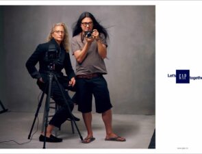 Πώς το TikTok βοηθά brands όπως την Gap και την Abercrombie να αναγεννηθούν