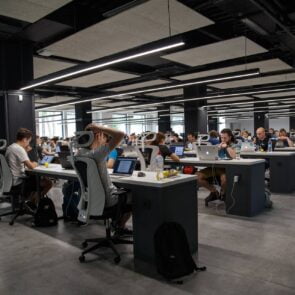 Η ανοδική πορεία της ενοικίασης γραφείων στην Ελλάδα