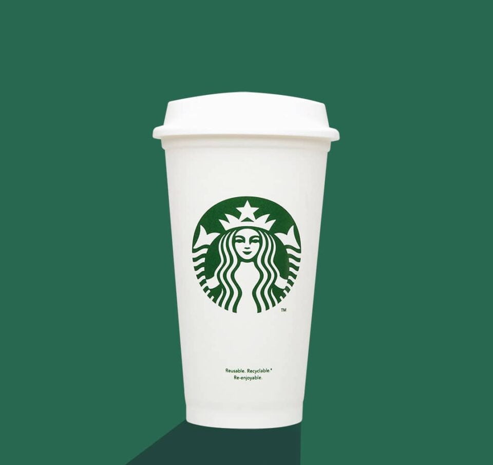 Τα Starbucks υποδέχονται την άνοιξη με νέες και δροσερές επιλογές