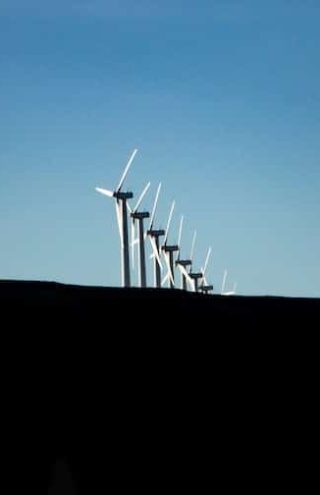 Έρευνα | Ρεκόρ στην παγκόσμια χρήση ηλιακής και αιολικής ενέργειας το 2021