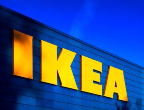 Η Ikea επενδύει σε μη επανδρωμένες μεταφορές προϊόντων στο middle mile